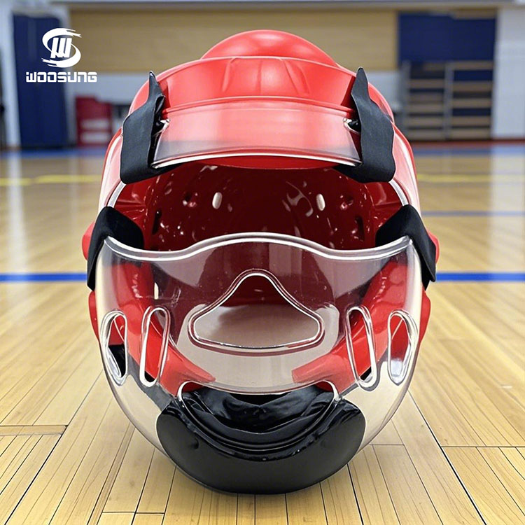 Protezione per la testa da Taekwondo con visiera