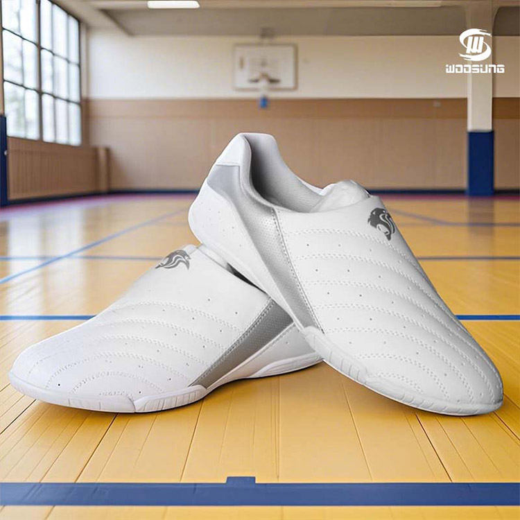Scarpe bianche da Taekwondo